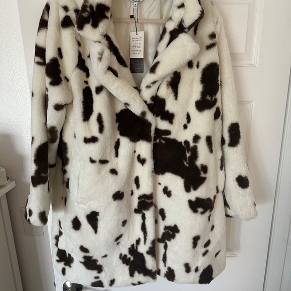 Cowboy cow print faux fur Jacket. NWT - Picture 3 of 7
